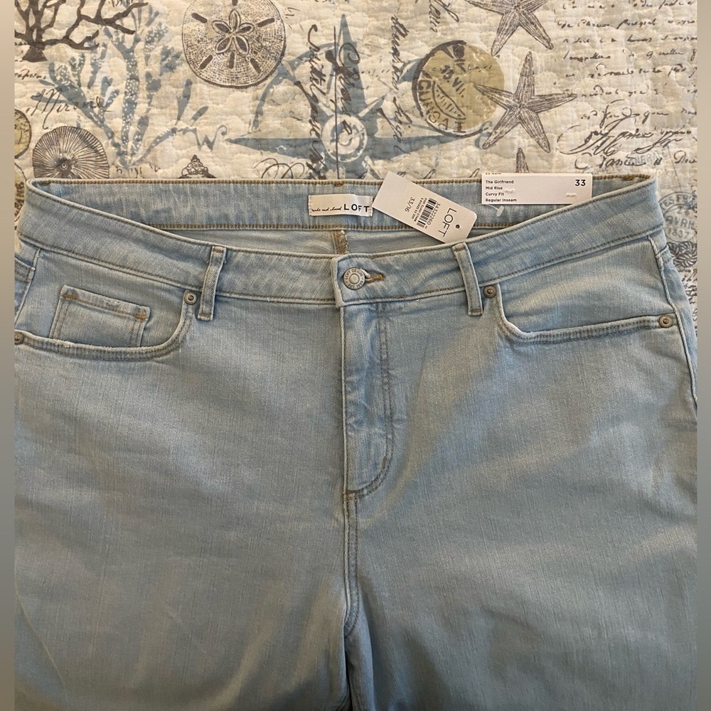 NWT Loft "The Girlfriend" mid rise curvy fit regular inseam jeans, size 33/16 - Picture 5 of 9